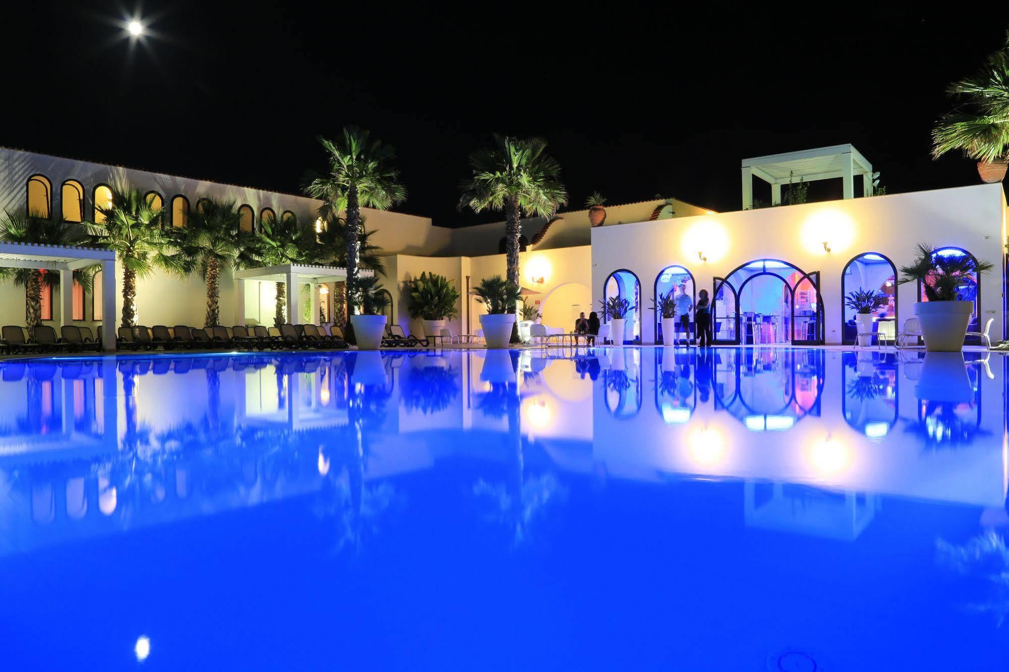 Centro Vacanze Poker Казальбордіно Екстер'єр фото